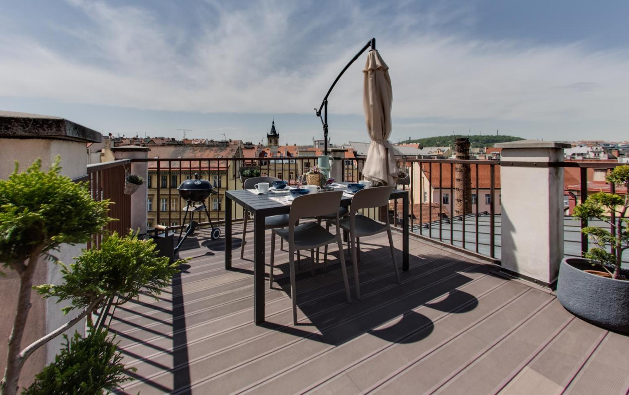 Lägenhet Ultimate 1 Experience - Duplex, Roof Terrace, Castle View, Free Parking Over Weekends Prag